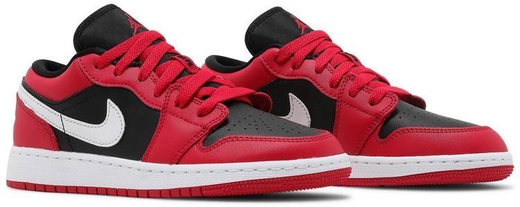 Air Jordan 1 Low GS 'Black Very Berry' 553560-061 - Image 3