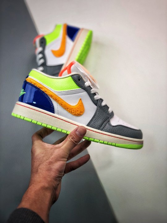 Air Jordan 1 Low ‘Hoops’ White/Coconut Milk-Shadow Green-Laser Orange - Image 2