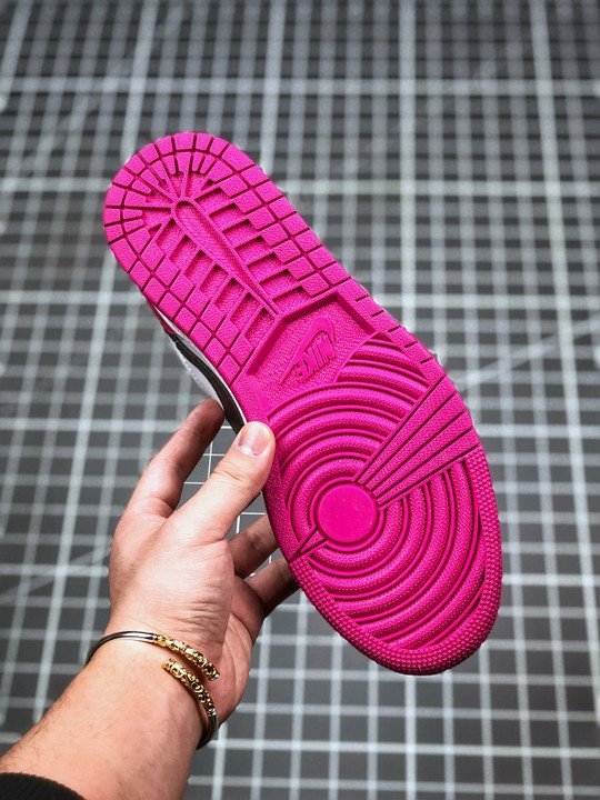 Air Jordan 1 Low Black/White-Magenta CK3022-005 - Image 7