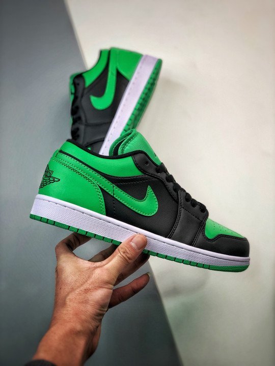 Air Jordan 1 Low Black/Lucky Green-White 553558-065 - Image 2