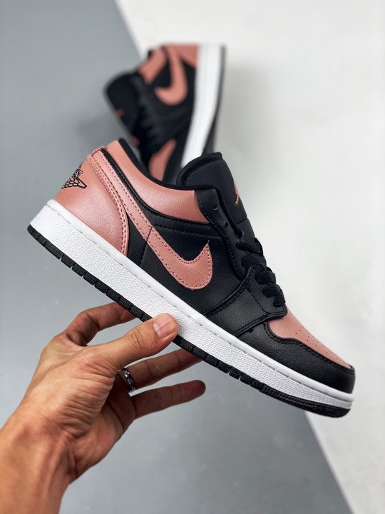 Air Jordan 1 Low Black/Crimson Tint - Image 3
