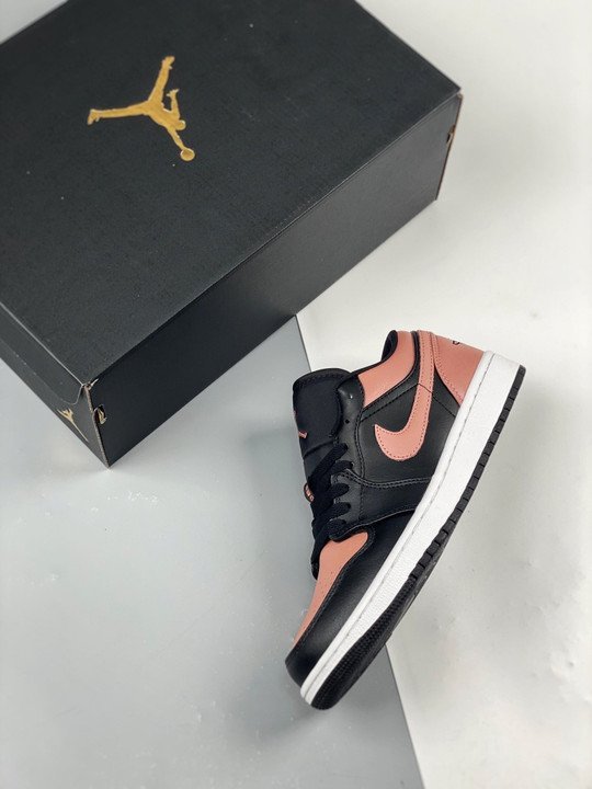 Air Jordan 1 Low Black/Crimson Tint - Image 2