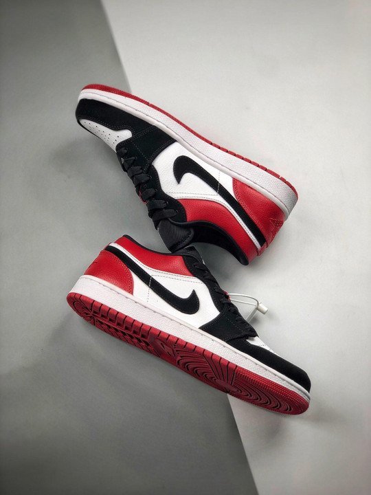 Air Jordan 1 Low ‘Black Toe’ Black Red 553558-116 - Image 2