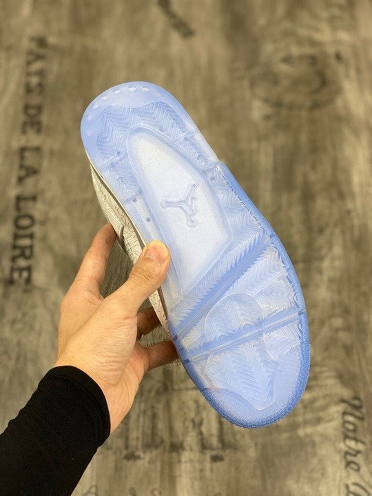 Air Jordan 4 ” Laser” White/Chrome-Metallic Silver - Image 7