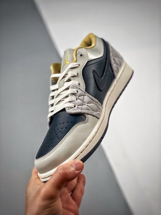 Air Jordan 1 Low Beaded Swoosh DV1762-001 - Image 5