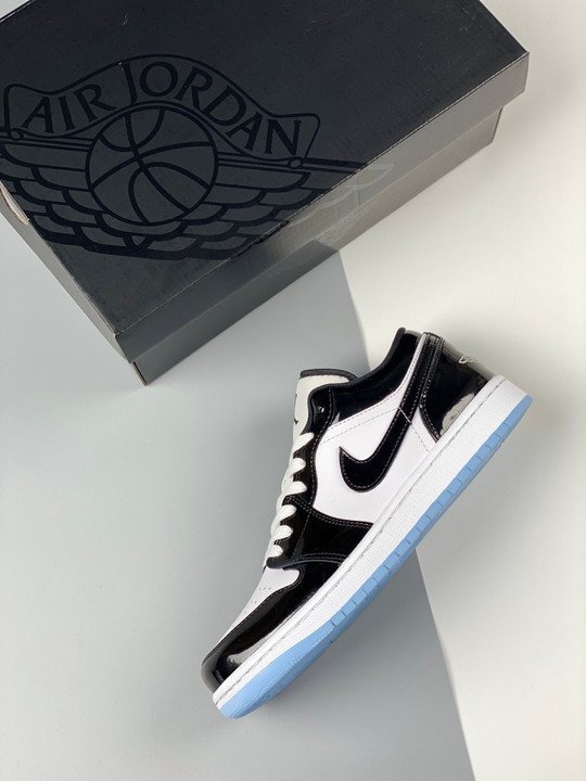 Air Jordan 1 Low ” Concord” White/Black DV1309-100 - Image 3