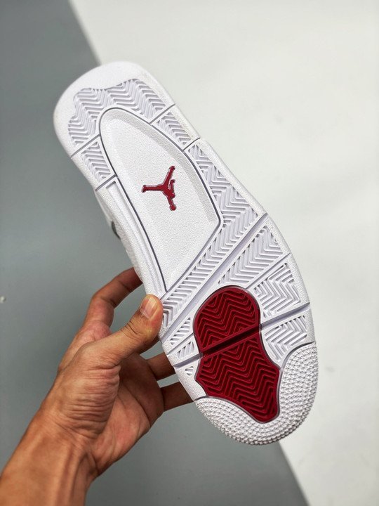 Air Jordan 4 White/Metallic Silver-University Red - Image 7