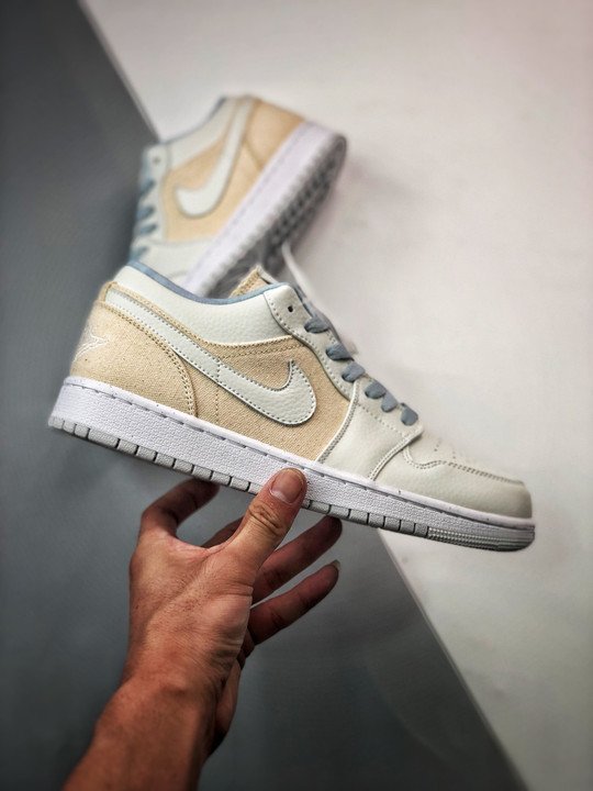 Air Jordan 1 Low ” Canvas” DQ4151-500 - Image 2