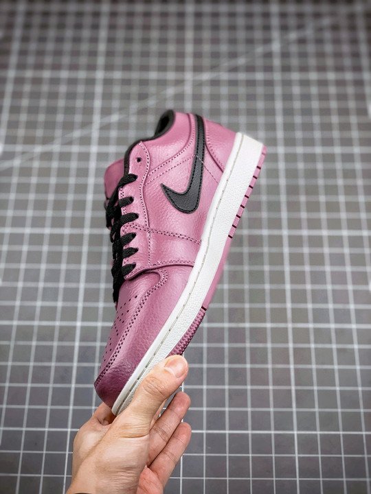 Air Jordan 1 Low Magenta DC7268-500 - Image 5