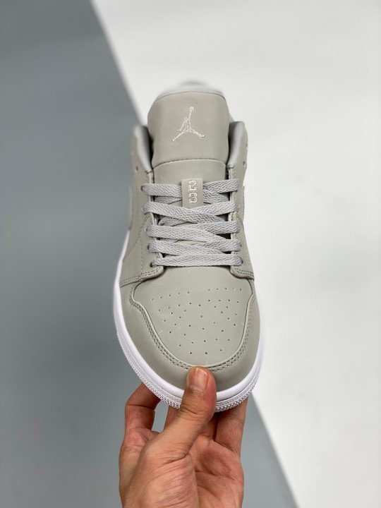 Air Jordan 1 Low Grey Fog/White DC0774-002 - Image 6