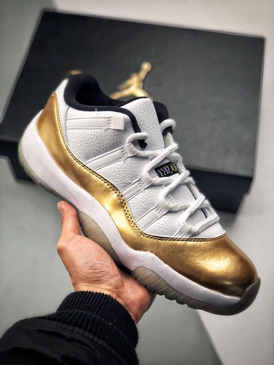 Air Jordan 11 Retro Low ‘Closing Ceremony’ 528895-103 - Image 5