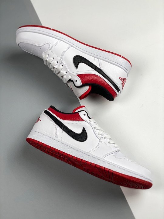 Air Jordan 1 Low ” Chicago” White/Red 553558-118 - Image 4