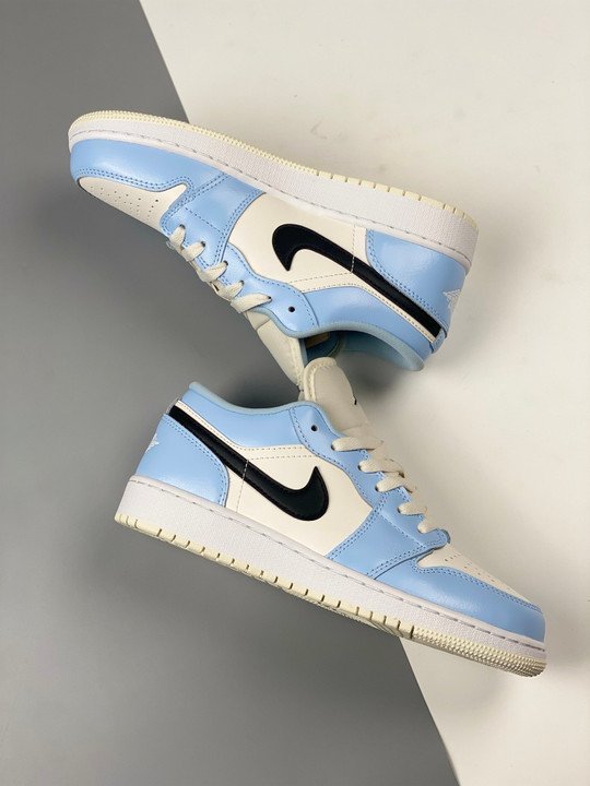 Air Jordan 1 Low Ice Blue 554723-401 - Image 4