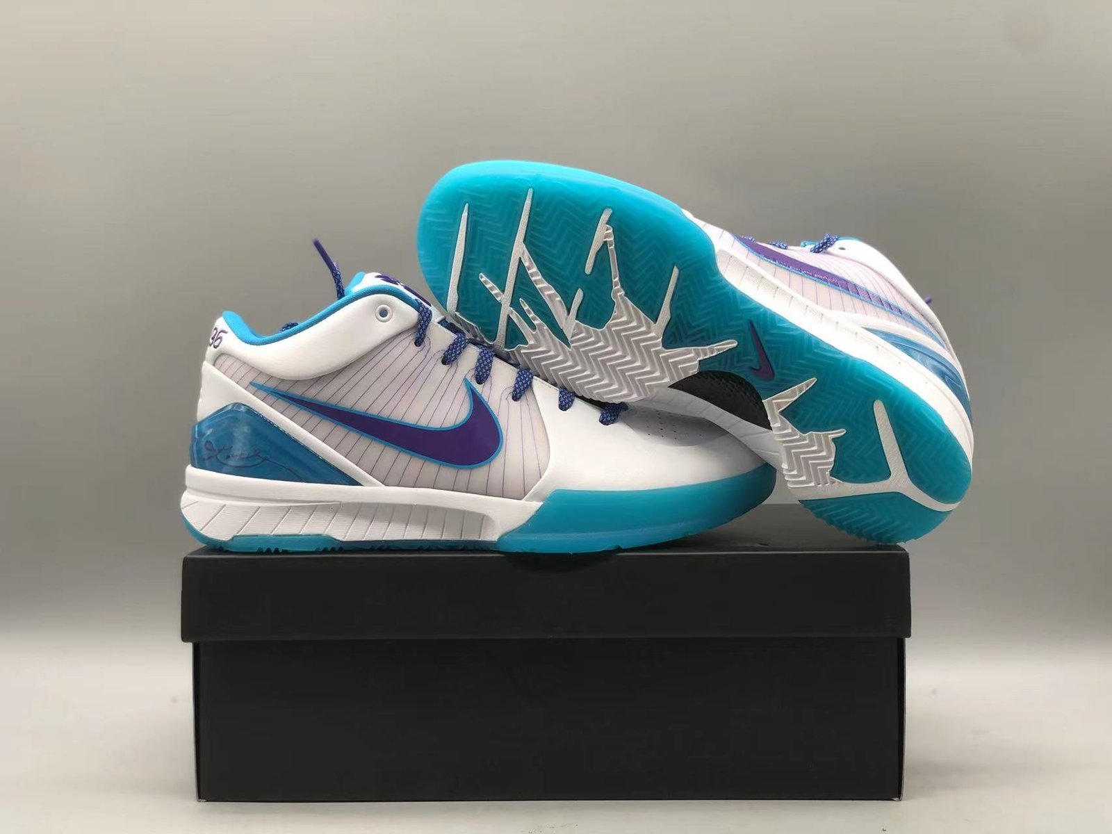 Kobe 4 Protro Draft Day Hornets Men's