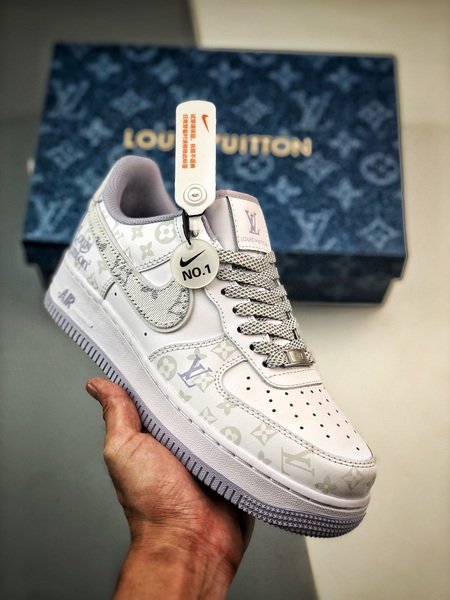 LV X Air Force LA-000LYL7PAPJ