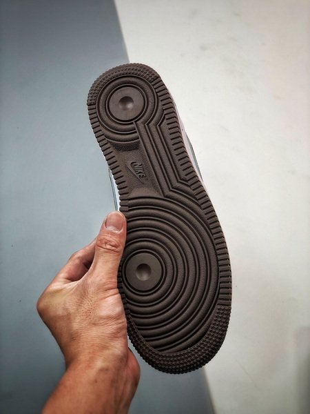 LV X Air Force LA-000K9FMKUIP - Image 4