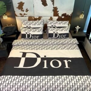 Dior fashion printed bedding sets quilt sets duvet cover luxury brand bedding decor Bedding Sets