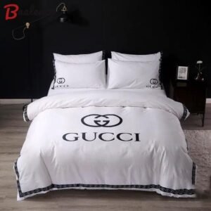 Gucci luxury brand white bedding sets bedspread duvet cover set, bedroom decor , thanksgiving decorations for home best luxury bed sets gift thankgivings and christmas Bedding Sets