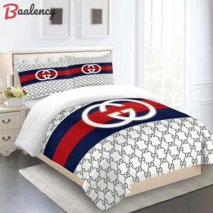 Gucci black white and red logo type 2338 Bedding Sets blankets sheets luxury ideas hyperbeast Bedroom bedspread covers duvet premium fashion brand bed linen bedclothes home decor