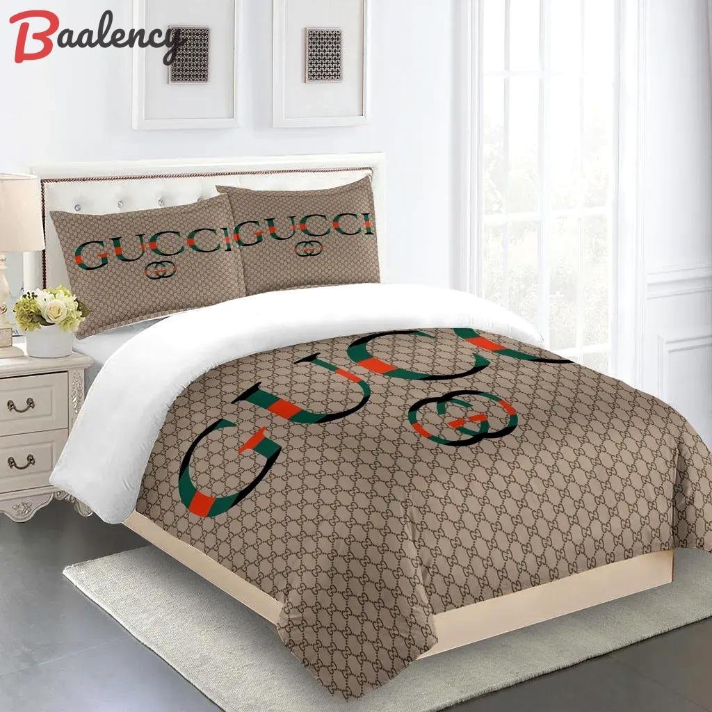 Gucci logo type 909 Bedding Sets covers bed linen bedspread hyperbeast Bedroom premium fashion brand home decor blankets luxury ideas bedclothes duvet sheets