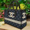 Chanel Women's Leather Handbag -CNHB_022