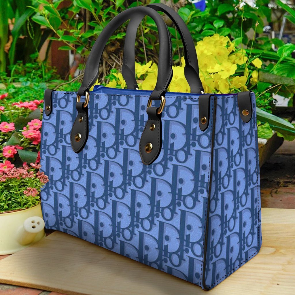 Dior Women's Leather Handbag - DOHB_065