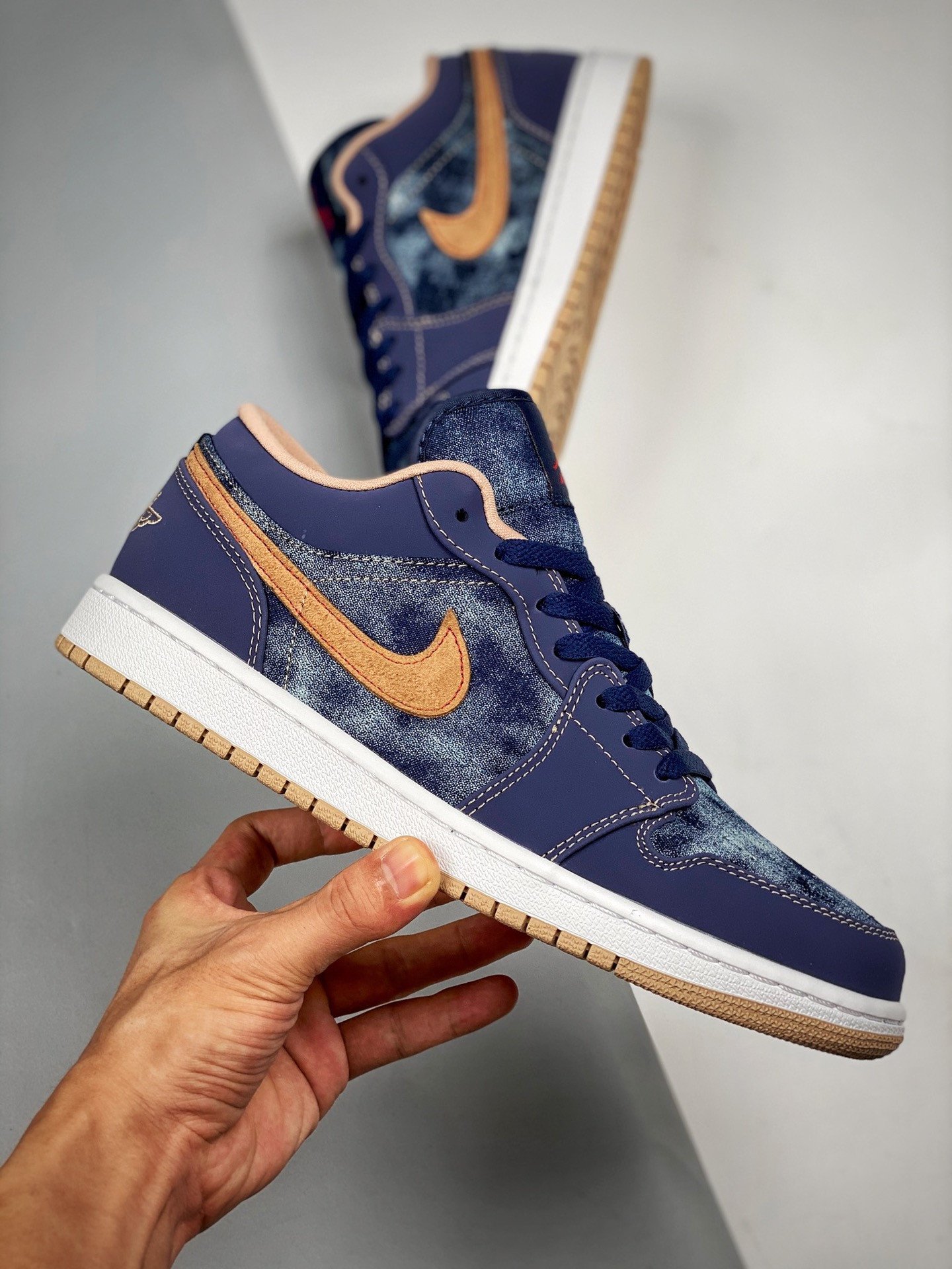 Air Jordan 1 Low ” Denim” Midnight Navy/University Red-White-Hemp - Image 2