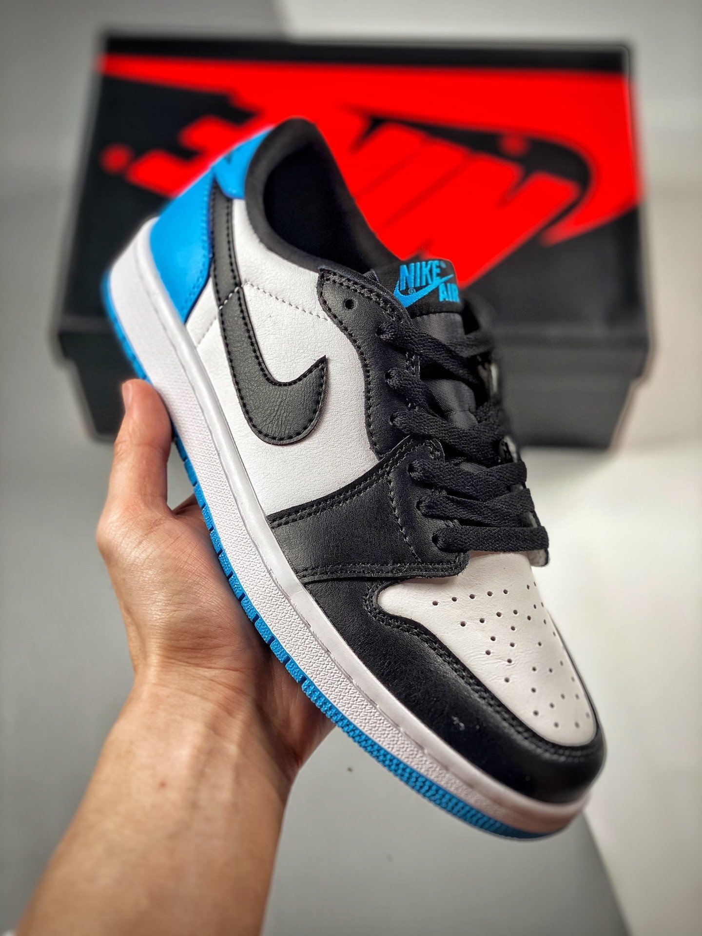 Air Jordan 1 Low OG ” UNC” White/Dark Powder Blue-Black CZ0790-104