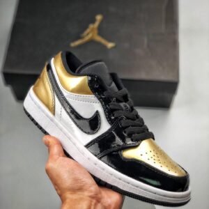 Air Jordan 1 Low ” Gold Toe” CQ9447-700