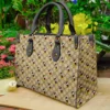 Gucci Bee luxury brand fashion premium women small handbag purse for beauty