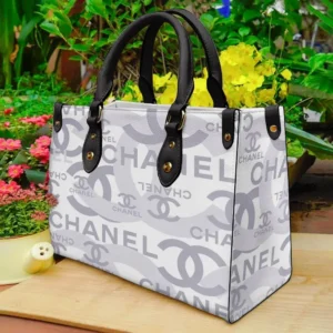 Limited Edition Chanel Leather handbag purse Luxury