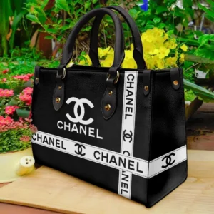 Limited Edition Chanel Leather handbag purse Luxury