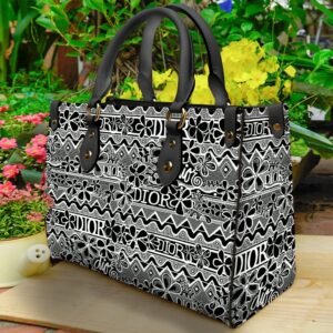 Dior Women's Leather Handbag - DOHB_027