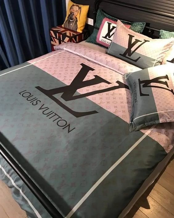 Deluxe Edition Bedding Sets