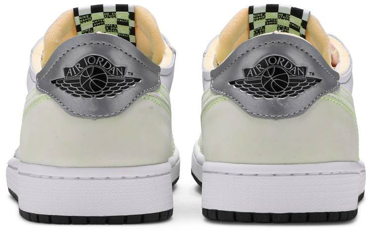 Air Jordan 1 Low OG 'Ghost Green' DM7837-103 - Image 4