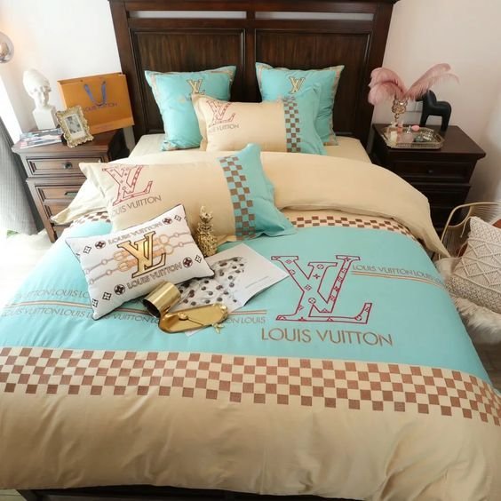 Deluxe Edition Bedding Sets