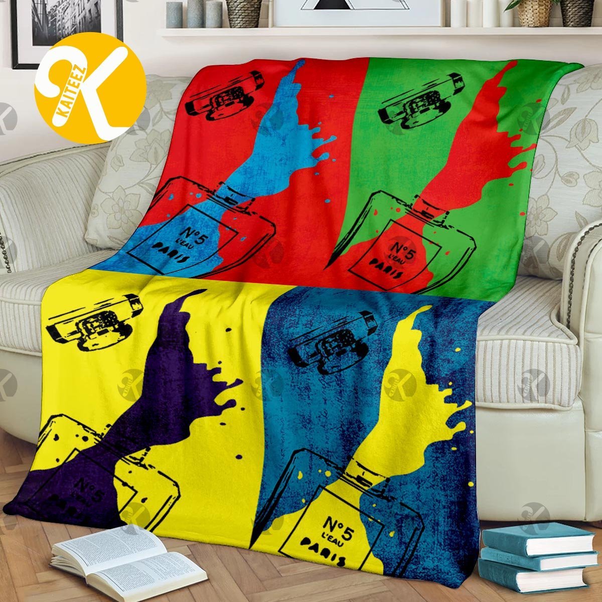 Chanel Pop Art Perfume Bottle With Splashes Effect Blanket