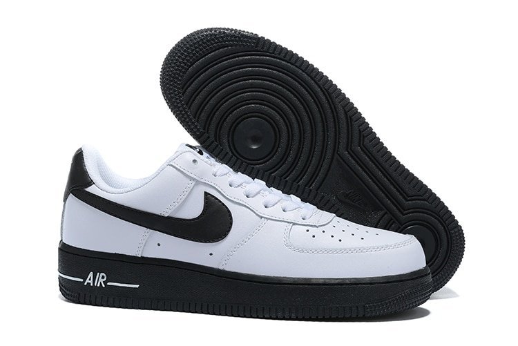 Nike Air Force Low White Black - Image 3