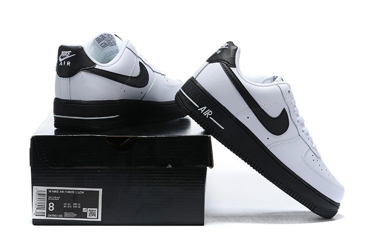 Nike Air Force Low White Black - Image 5