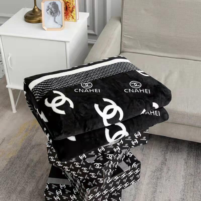 Luxury Black blanket Throw 451# - Image 2