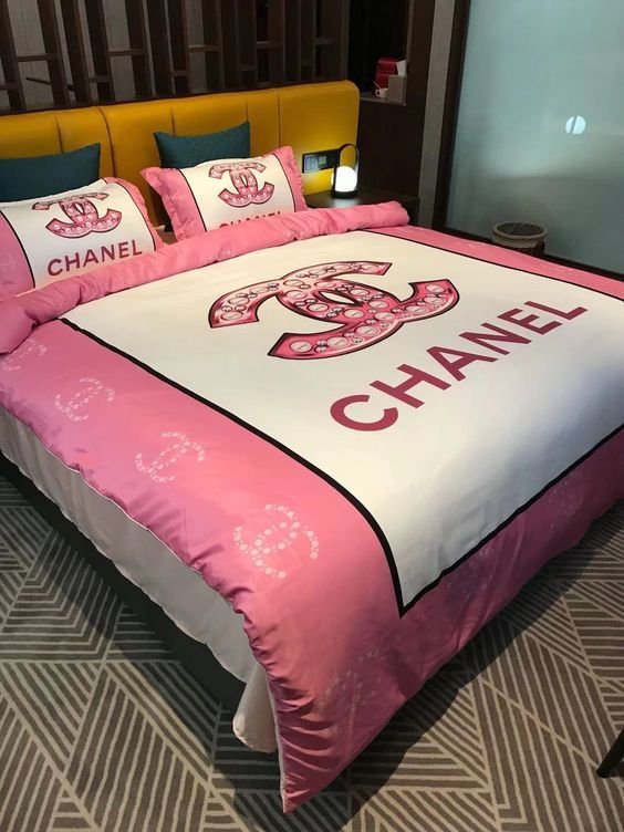 Deluxe Edition Bedding Sets