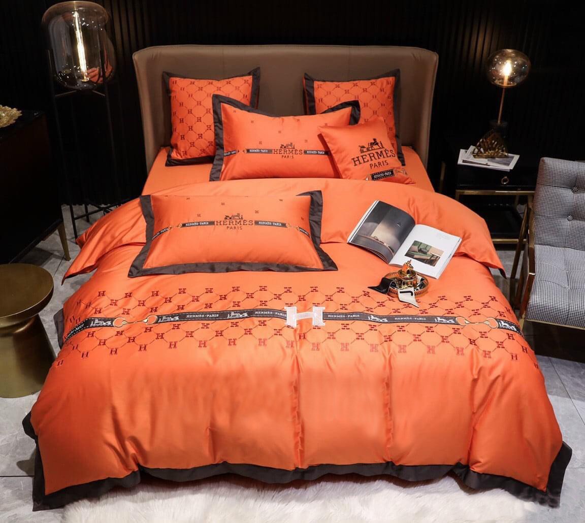 Deluxe Edition Bedding Sets